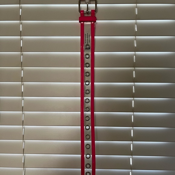 NEW Y2K No Boundaries Hot Pink & Clear Belt Small / Medium - Picture 2 of 4